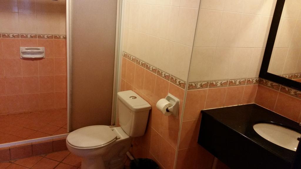 Marina Court Kota Kinabalu- Bigger Group Stay Together- 6 Bedroom Apartments Camera foto