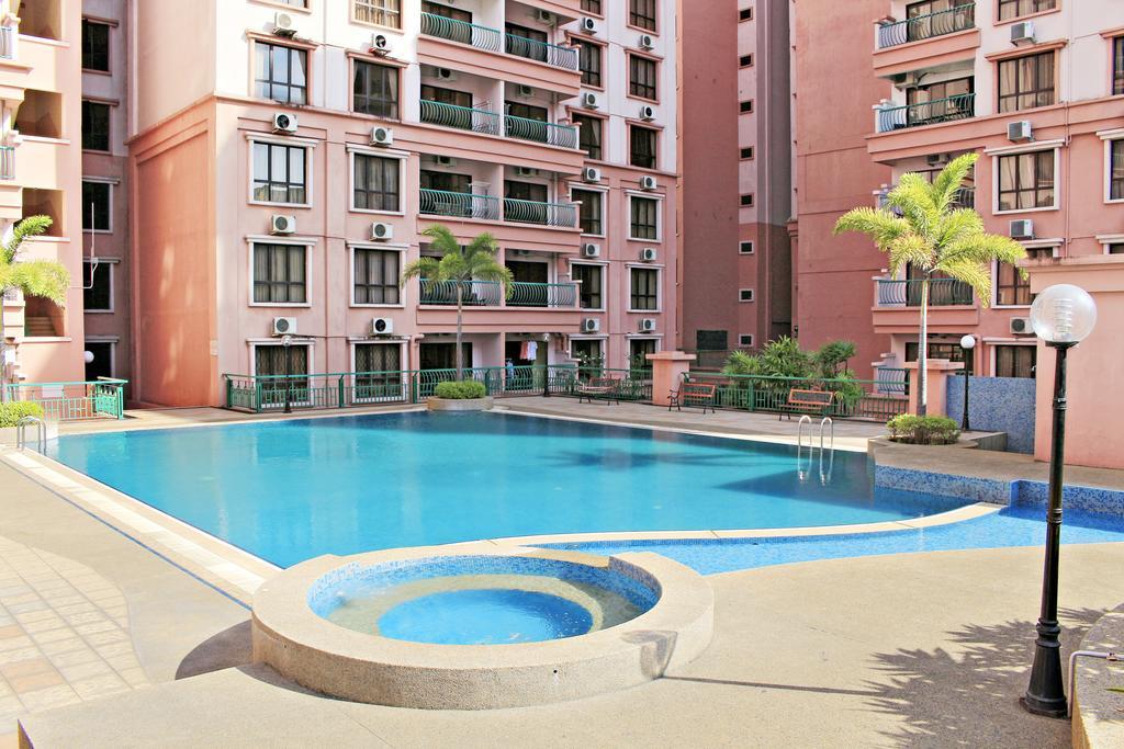 Marina Court Kota Kinabalu- Bigger Group Stay Together- 6 Bedroom Apartments Esterno foto