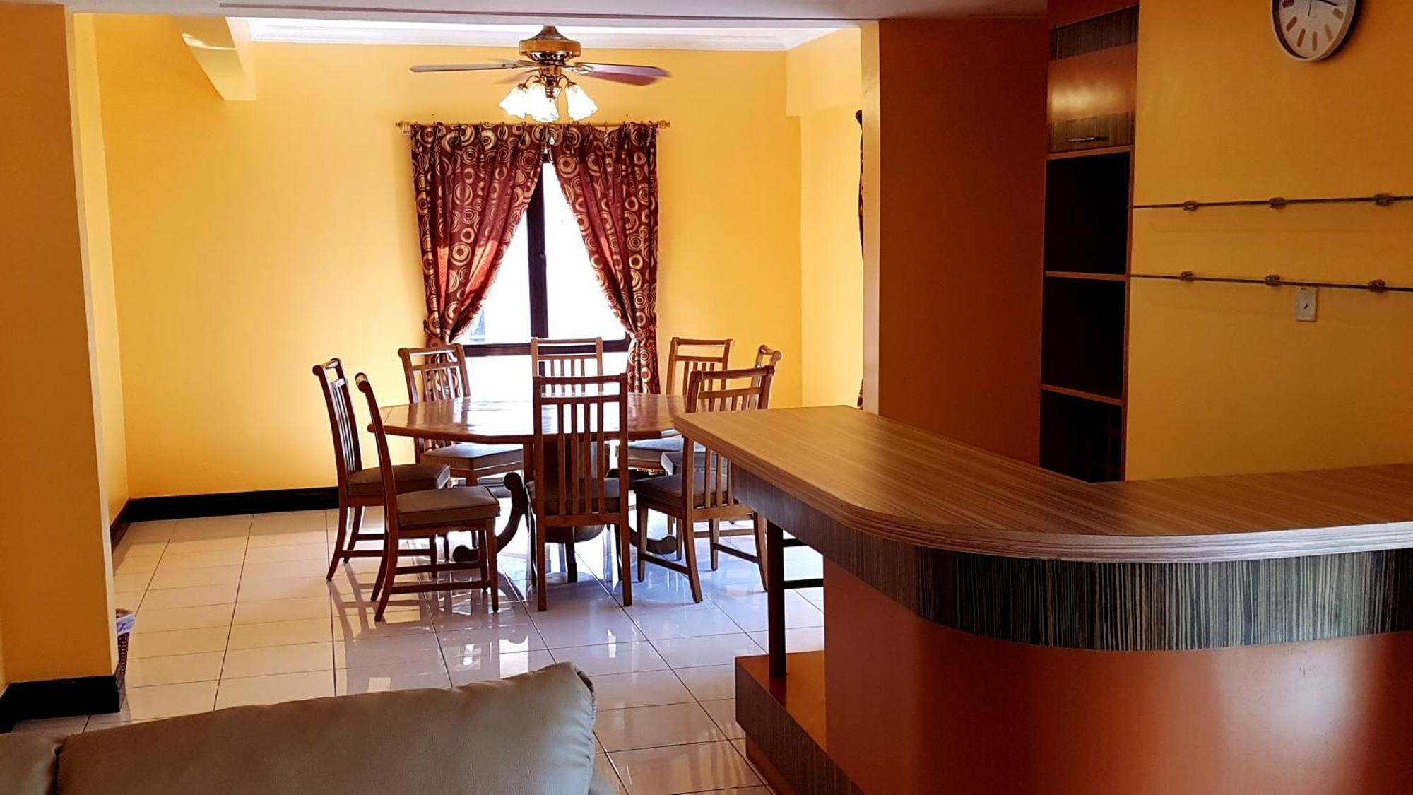Marina Court Kota Kinabalu- Bigger Group Stay Together- 6 Bedroom Apartments Esterno foto
