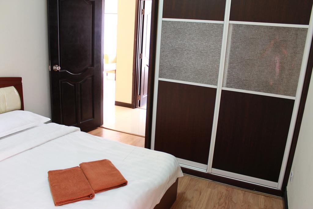 Marina Court Kota Kinabalu- Bigger Group Stay Together- 6 Bedroom Apartments Camera foto